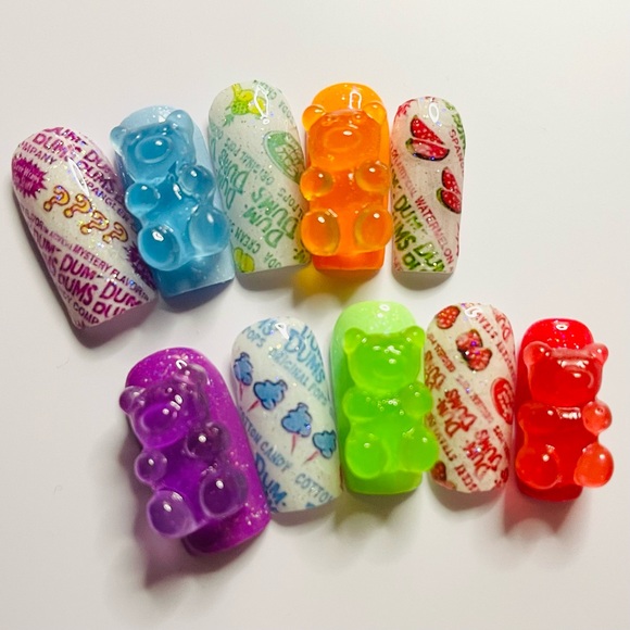 Colorful Gummy Bear Nail Set - Picture 1 of 3